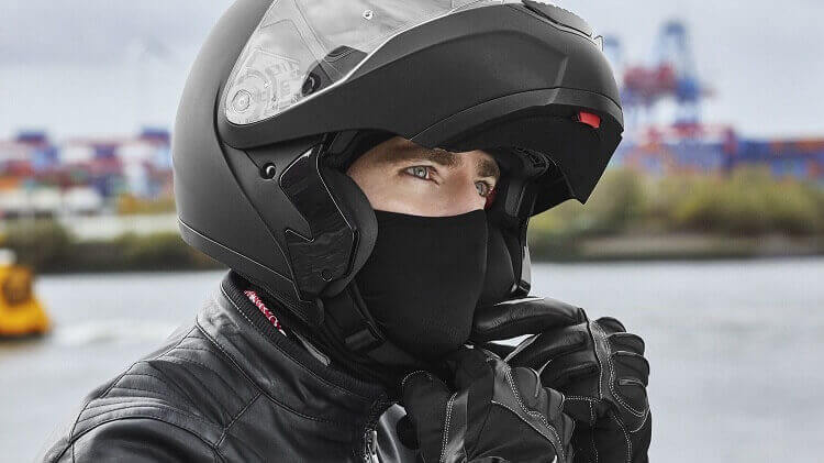 Подшлемник: назначение и правила выбора